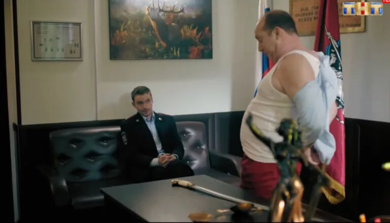 Момент из 2 серии 3 сезона