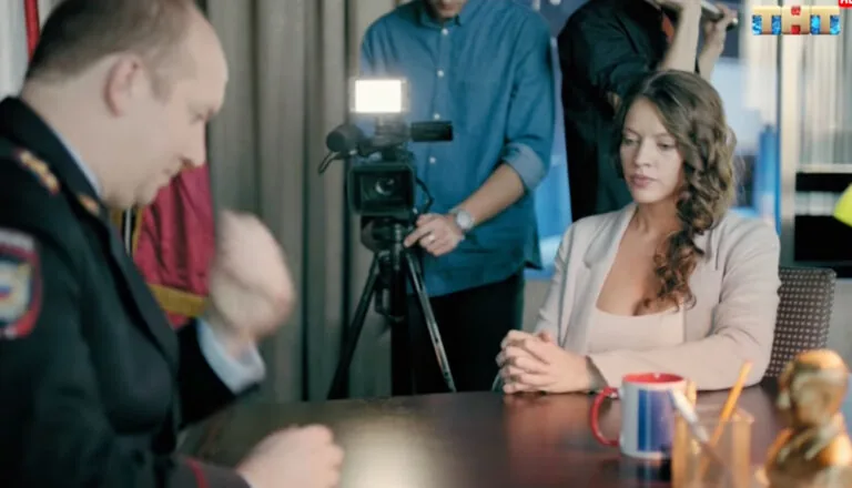 Момент из 4 серии 3 сезона