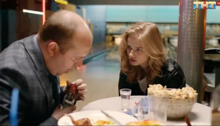 Момент из 6 серии 3 сезона